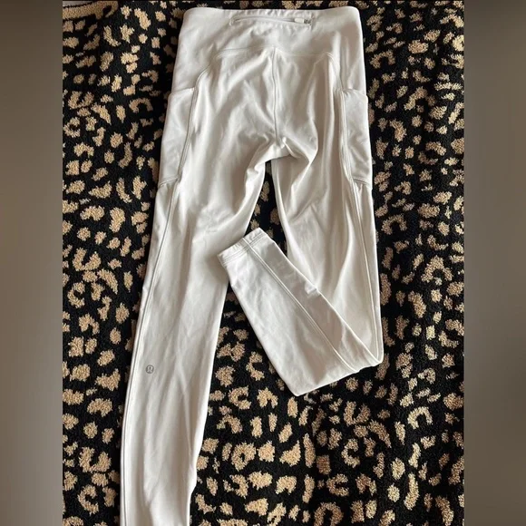 white lululemon leggings size 4 - Picture 4 of 5